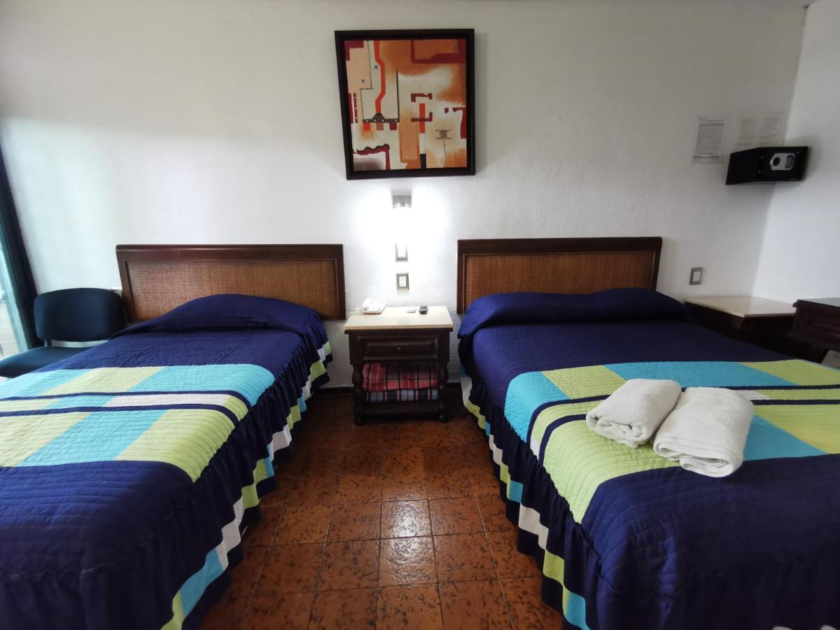 Hotel Doralba Inn Merida Bagian luar foto