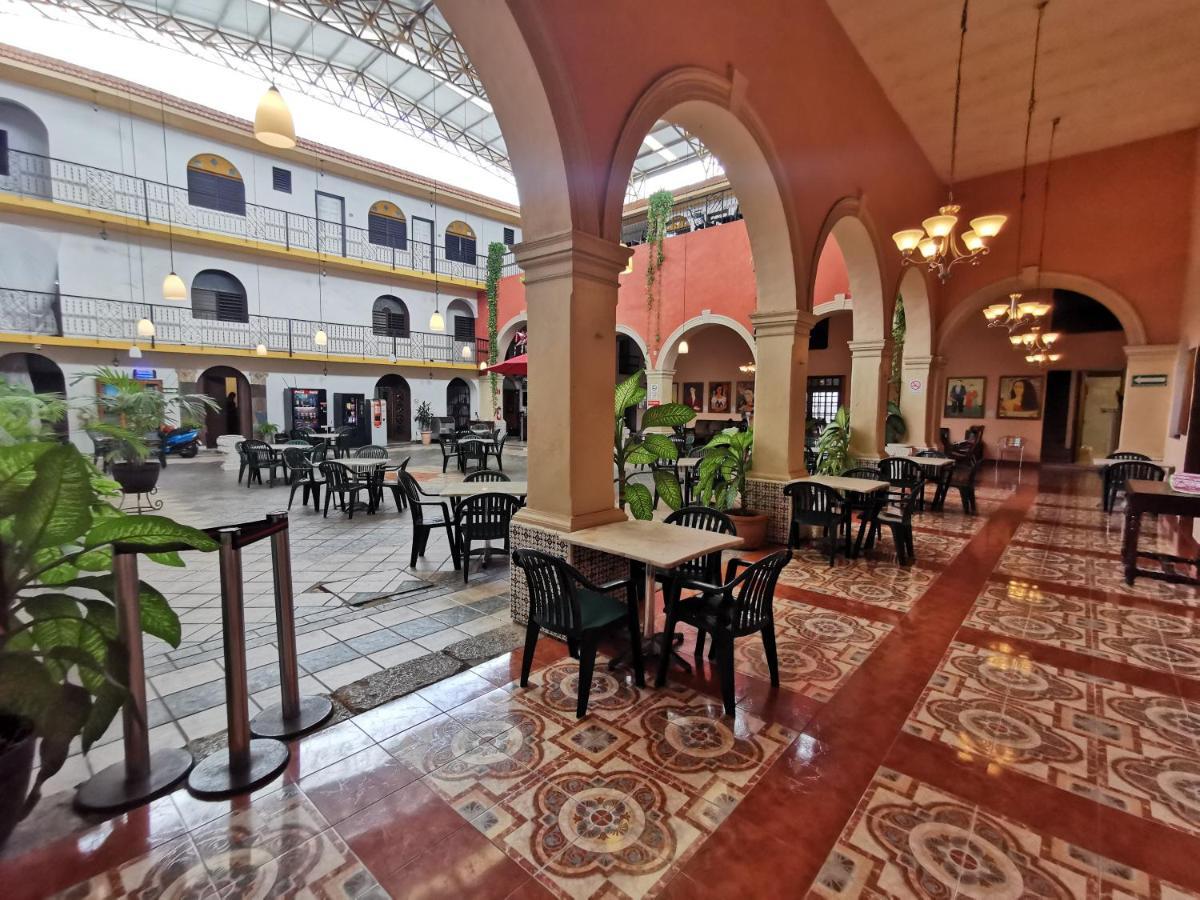 Hotel Doralba Inn Merida Bagian luar foto