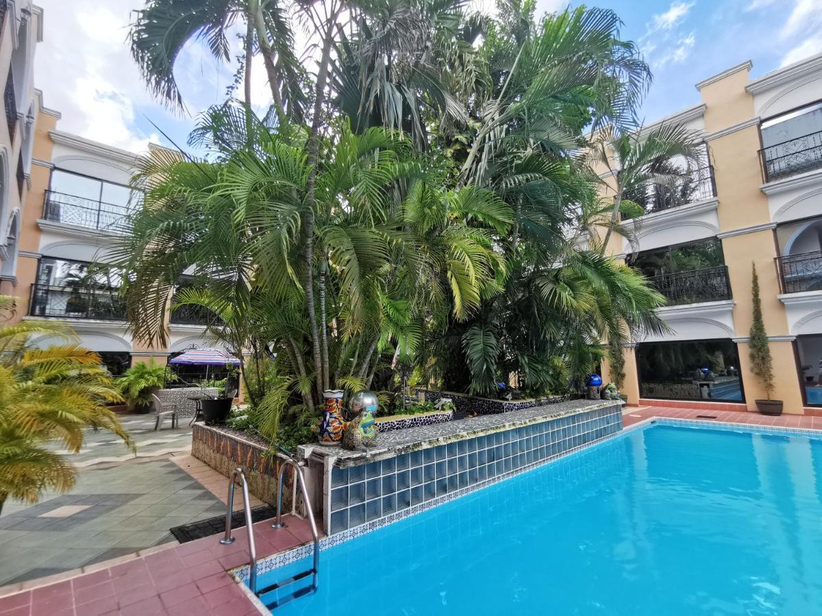 Hotel Doralba Inn Merida Bagian luar foto