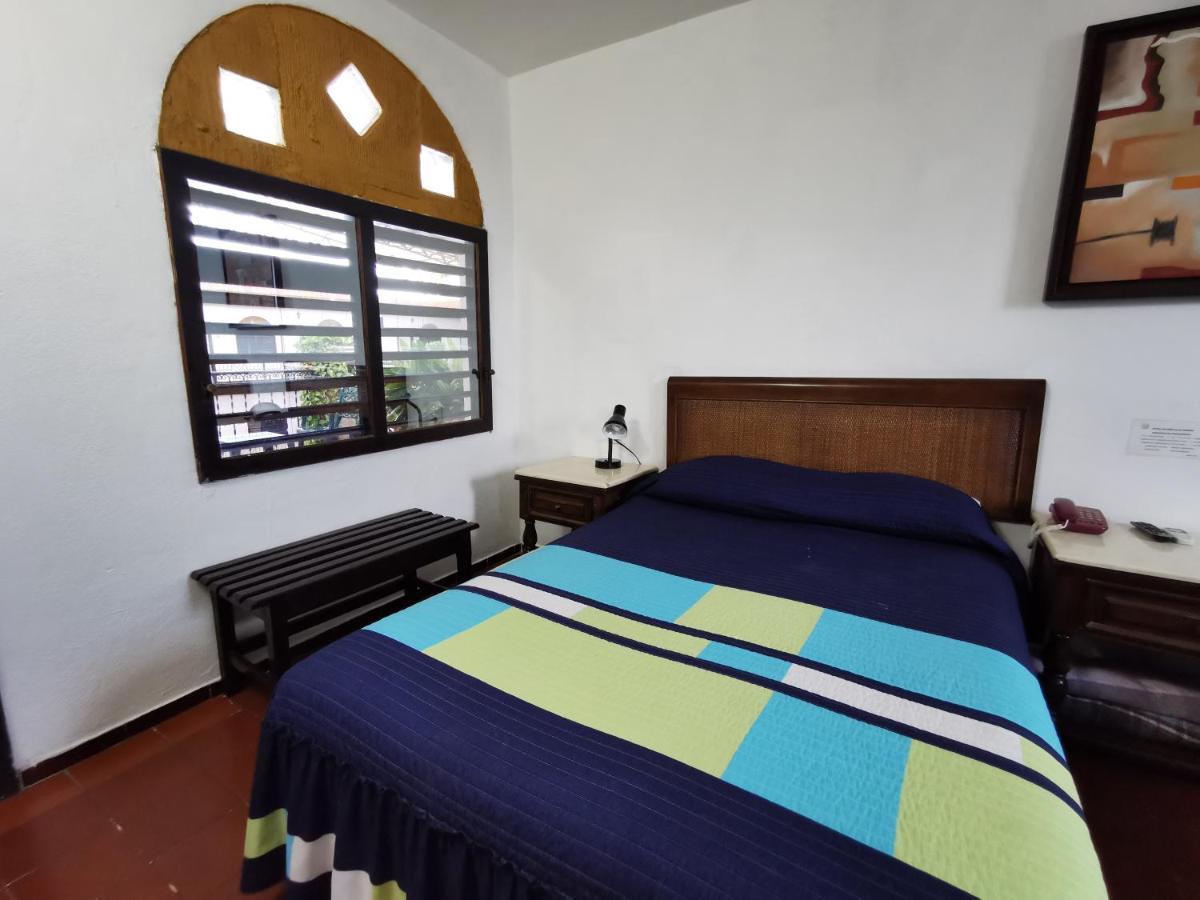Hotel Doralba Inn Merida Bagian luar foto