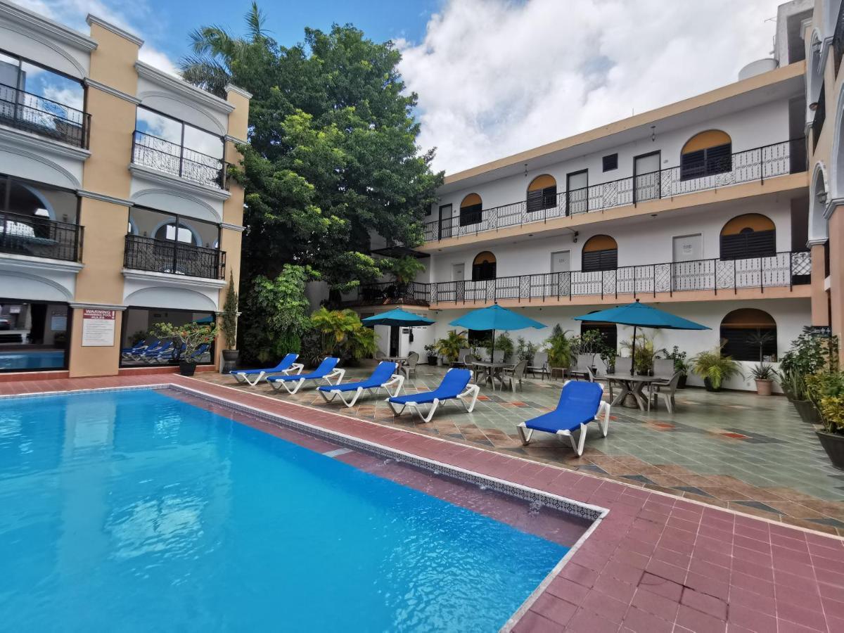 Hotel Doralba Inn Merida Bagian luar foto