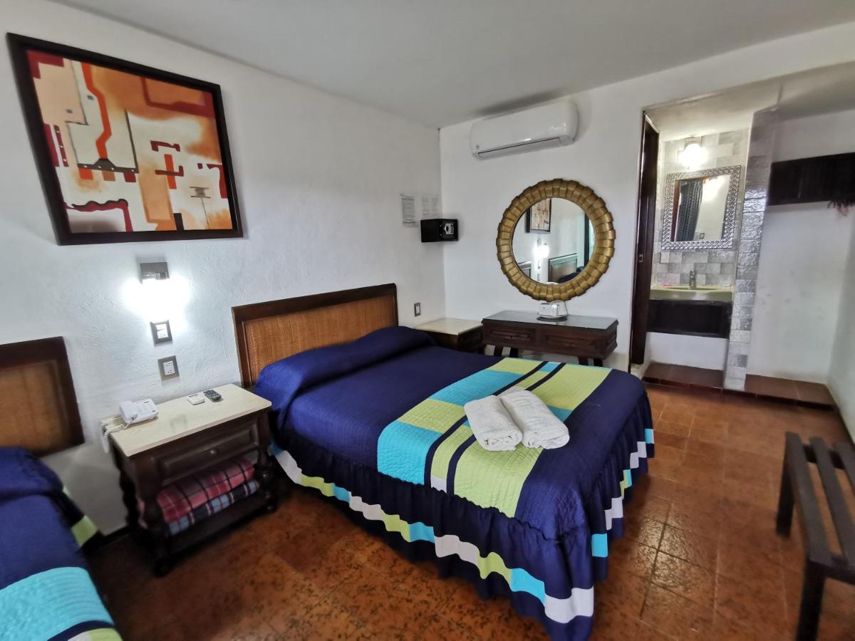 Hotel Doralba Inn Merida Bagian luar foto