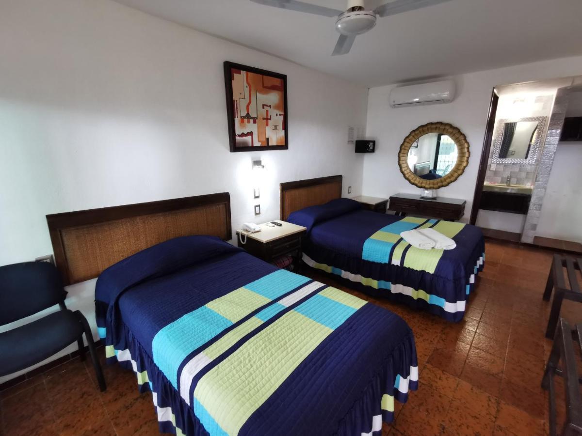 Hotel Doralba Inn Merida Bagian luar foto