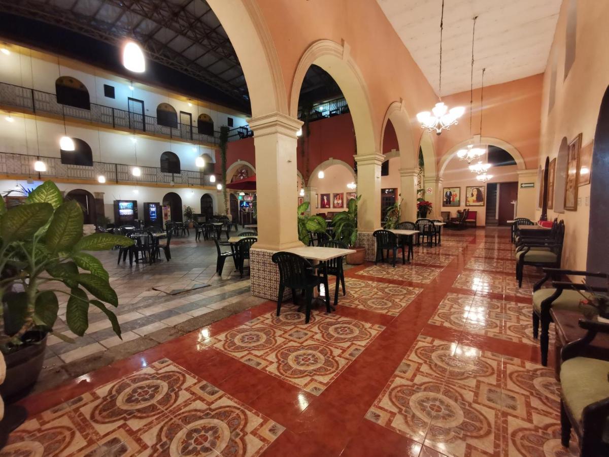 Hotel Doralba Inn Merida Bagian luar foto