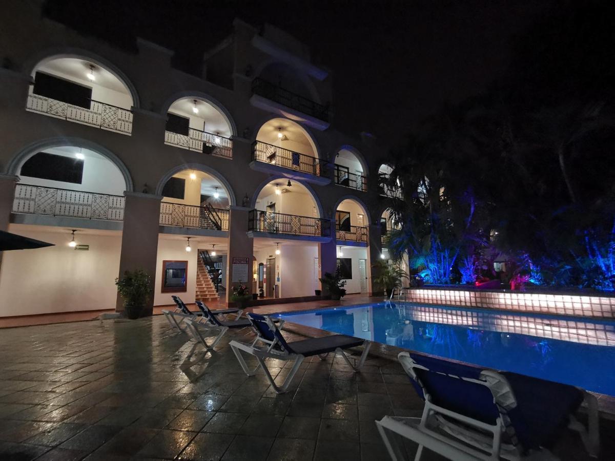 Hotel Doralba Inn Merida Bagian luar foto