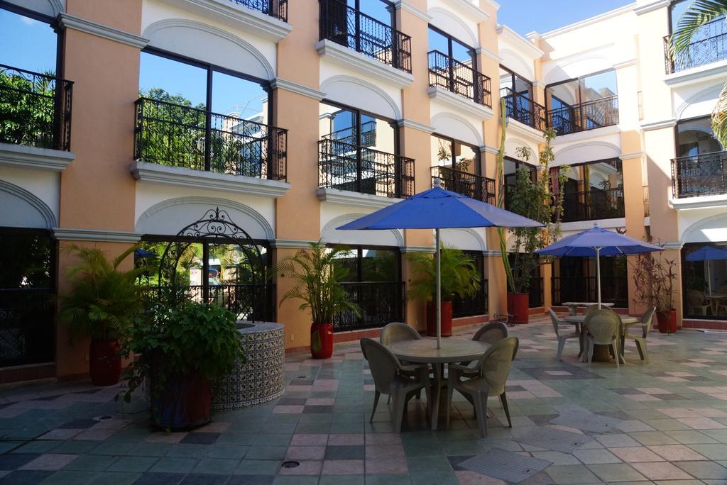 Hotel Doralba Inn Merida Bagian luar foto
