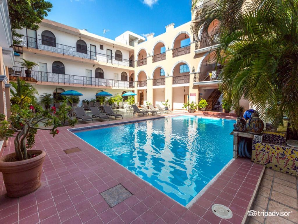 Hotel Doralba Inn Merida Bagian luar foto