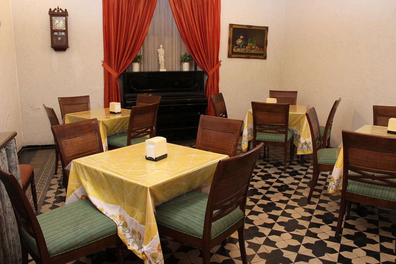 Hotel Doralba Inn Merida Bagian luar foto